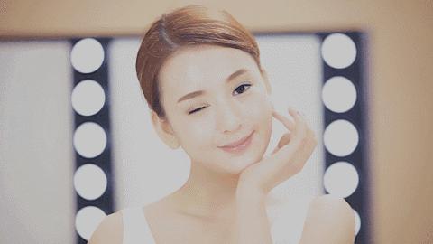 教你一招怎么去除顽固闭口,女明星闭口怎么处理