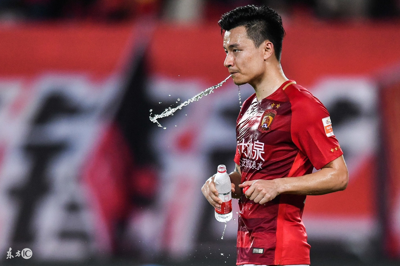 郜林辽足球迷冲突视频,骂郜林的球迷怎么处罚的