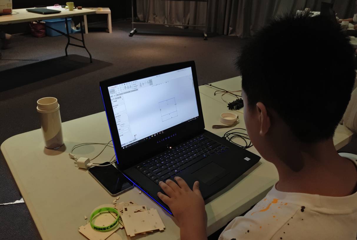 闭门造车主题营回顾——创我所想，看孩子们如何创造智能机器人！