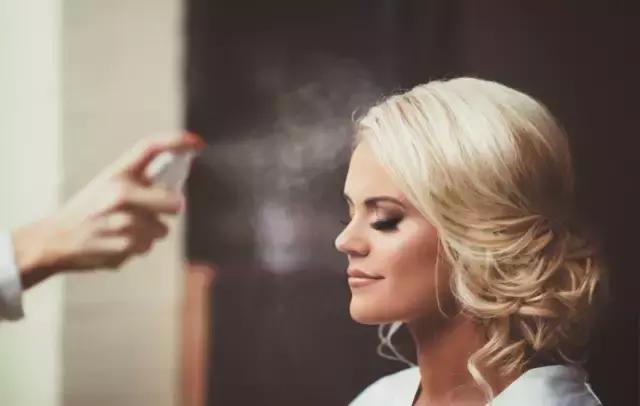 带妆补防晒正确方法,带妆怎么补防晒最好