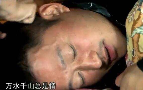 吴京相爱相杀,吴京仅靠两部电影就成为百亿影帝