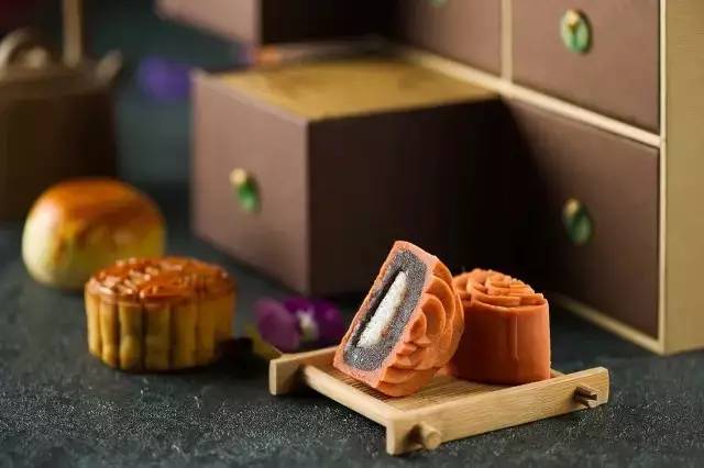 中秋月饼福利造型,今年最流行的网红月饼好吃不腻