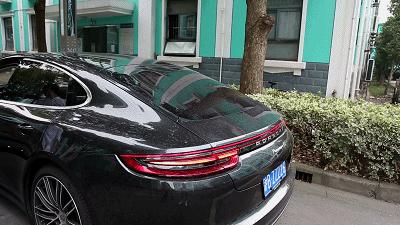 幽默搞笑世间没有解决不了的事,幽默风趣事情解决方法