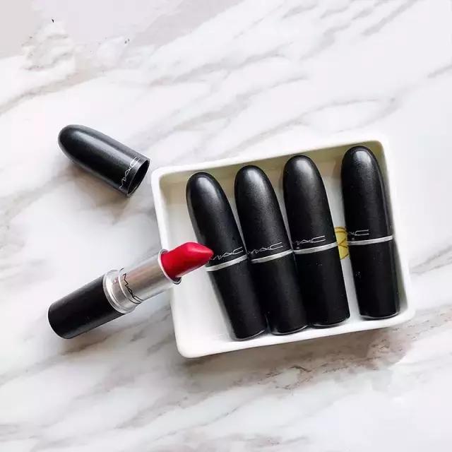 情人节到了你男朋友送你什么,情人节你男朋友都给你送了什么