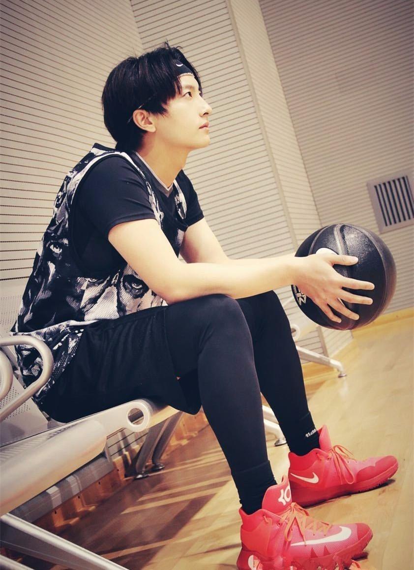 牛骏峰表演京剧,牛骏峰京剧功底视频