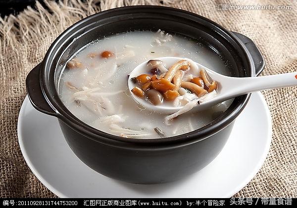 胃里胀气顶胸口难受,胃打嗝胀气吃什么药