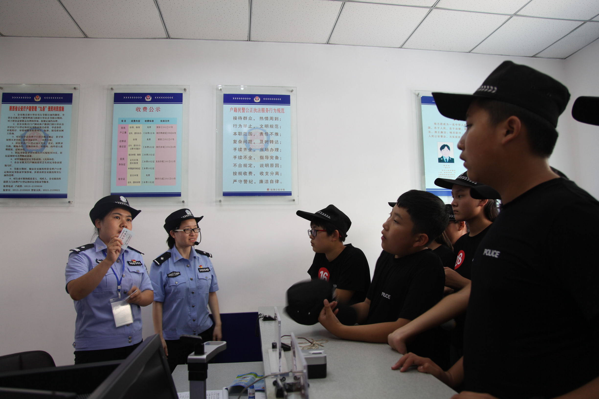 警察特训营挑战金盾,警察特训营警犬训练