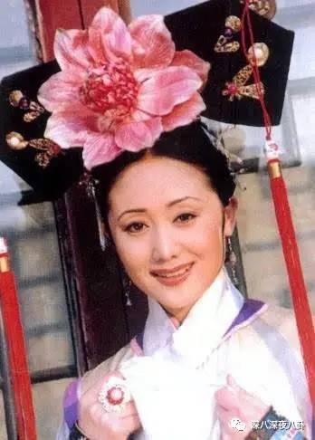 自从割双眼皮不算整容之后，娱乐圈不微调的女艺人是真·不存在