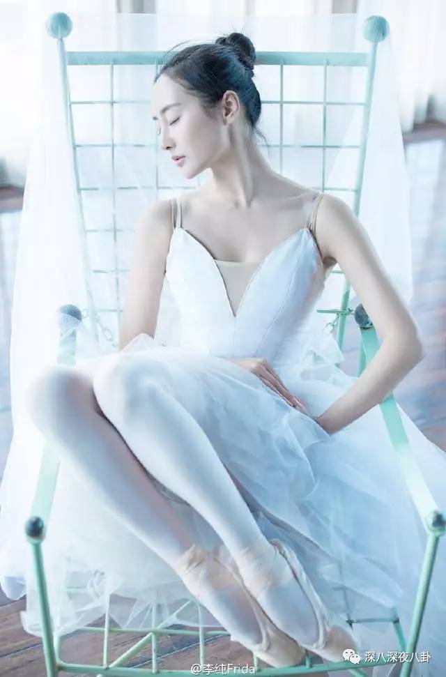 自从割双眼皮不算整容之后，娱乐圈不微调的女艺人是真·不存在