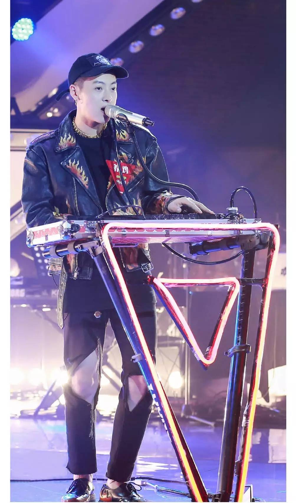 youngg养鸡参加过什么节目,youngg养鸡现场