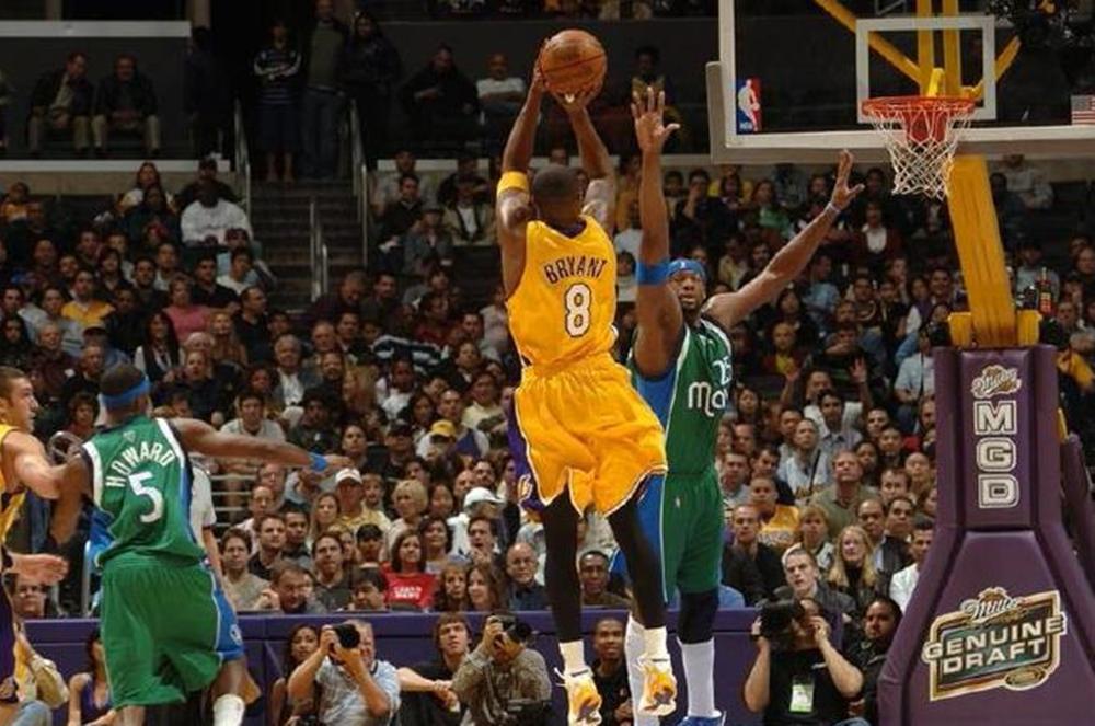 麦迪2004年全明星红蓝鸳鸯鞋,麦迪篮球鞋millennium鸳鸯