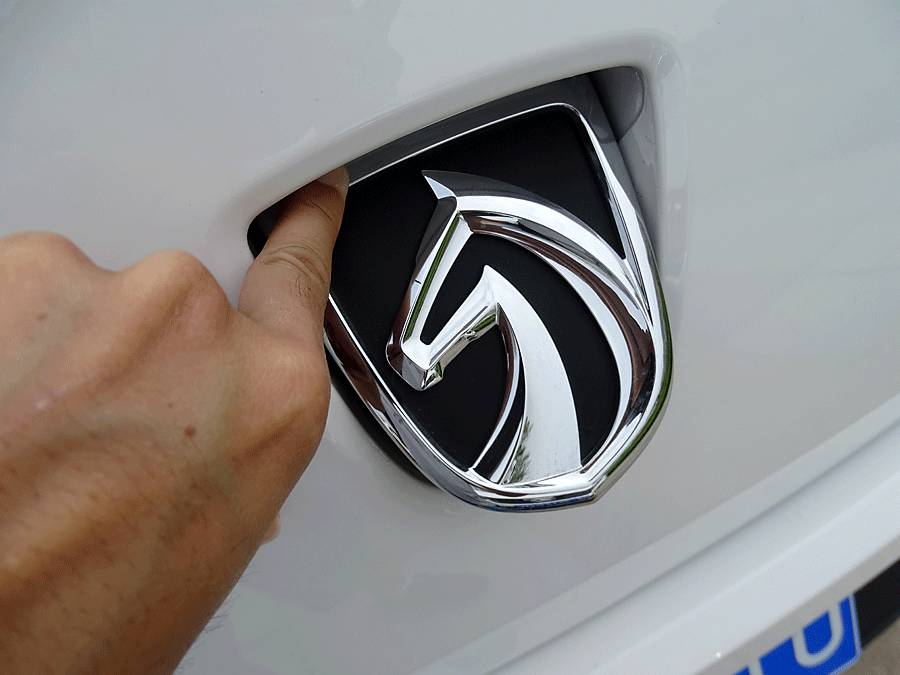 宝骏560半自动挡值得入手吗,2019款全新宝骏560自动挡顶配