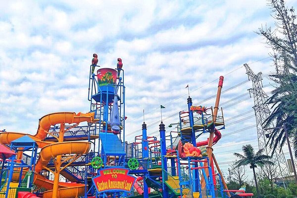 夏日狂欢水上乐园游戏,狂欢水上乐园门票官网