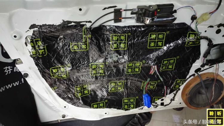 铃木SX4隔音升级，炎炎夏日赶紧给爱车做做隔音隔热吧！