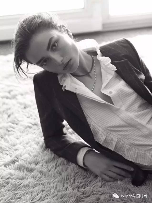 为什么在巴黎你找不到“同款”的女人？