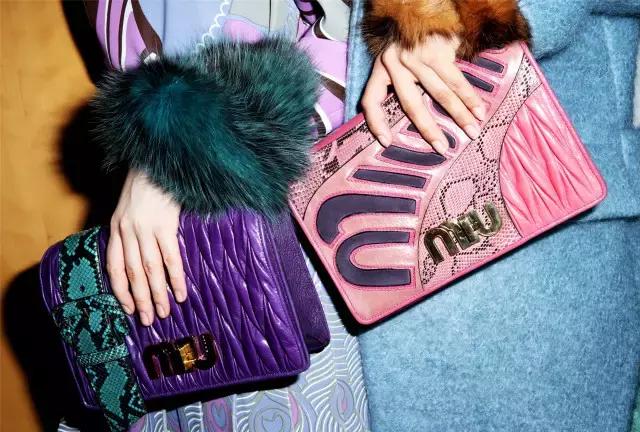 prada三合一包包七夕,prada包大爆款