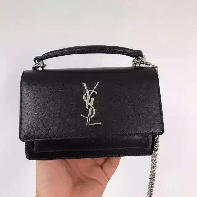 月薪5000买大牌包,月薪5k为什么买1w的包