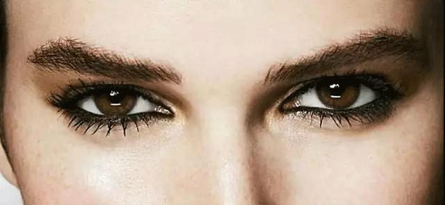 从朋克妆到野生眉，舒淇《侠盗》换“四张脸”！