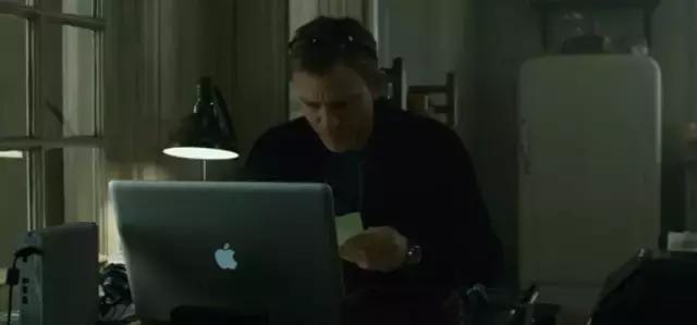 007熟男与非主流萝莉，谁会先主动？