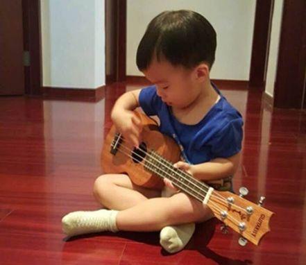 吴京相爱相杀,吴京仅靠两部电影就成为百亿影帝