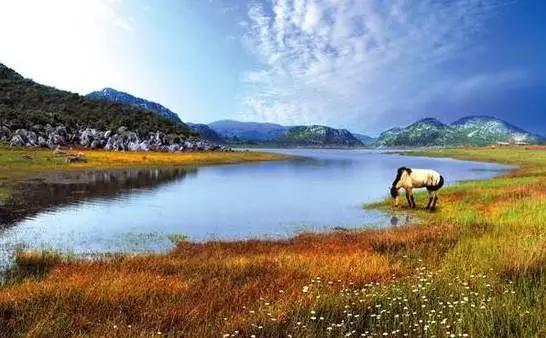 云南昆明悠闲的夏天避暑环境,昆明周边最好的避暑城市