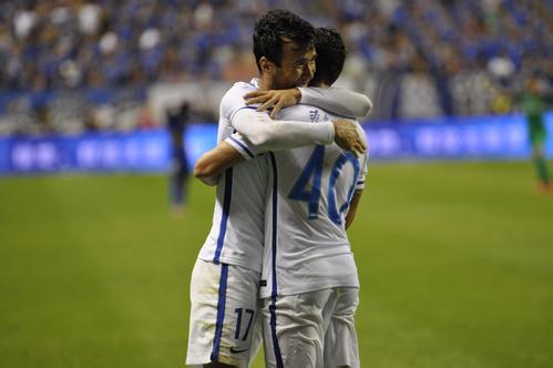 从体育老师到英超,从体育老师到球员