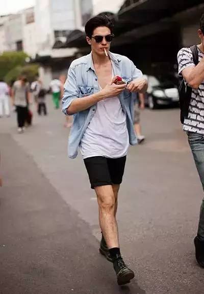 男生短裤如何穿出高级感,男生如何穿短裤显高