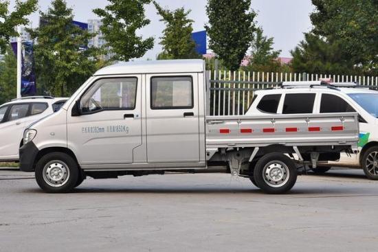 成都售全国五菱之光小卡,五菱之光小卡拉货合法吗