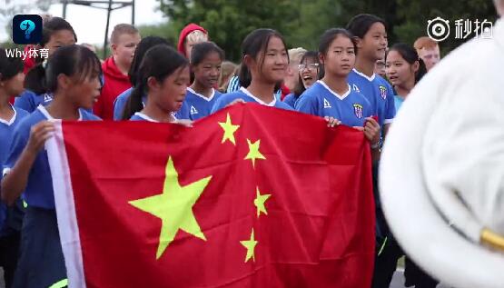 中国女足亚洲杯夺冠全场沸腾,国足中国之耻