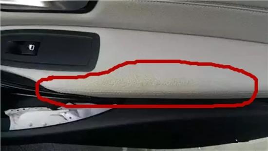 开车抽烟不掉烟灰,开窗户抽烟烟味多久能散