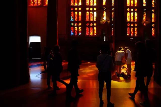 巴塞罗那为何出名,巴塞罗那为什么这么好