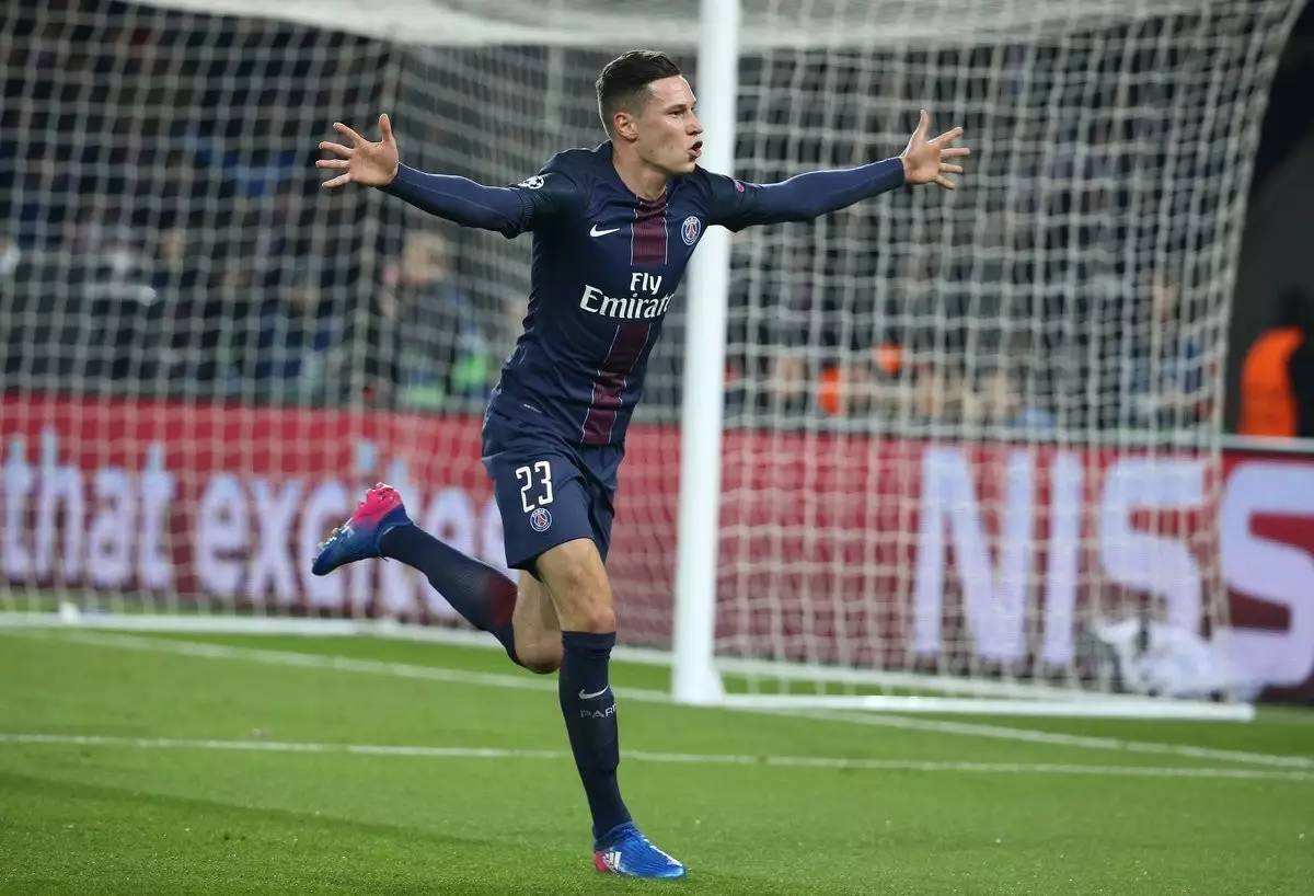 足球晚自习8.18：新气象！国足公布大名单，中超推行视频裁判