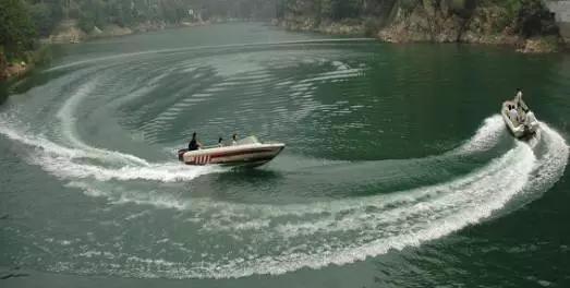 云南昆明悠闲的夏天避暑环境,昆明周边最好的避暑城市