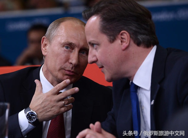 普京年轻时候的穿搭,普京职场穿什么衣服好看