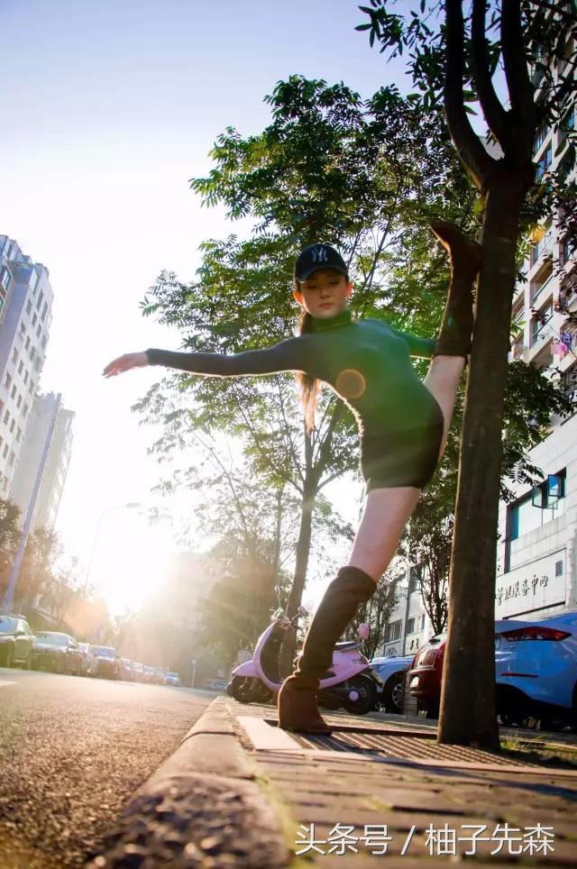 66岁娃哈哈代言人,博学多才的娃哈哈代言人