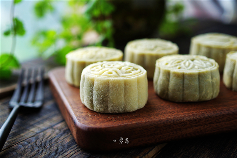 流心月饼的流心馅怎样冰冻才会硬,月饼怎么做简单又好吃又漂亮