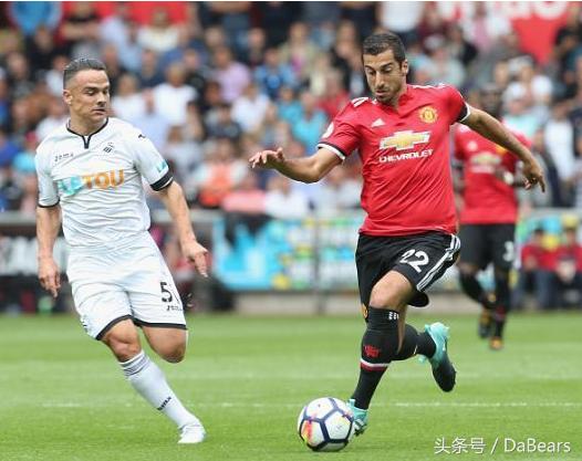 一个国家一个足球巨星,一个国家的英雄