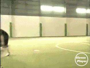 五人足球过人实用技巧,球场实用过人技巧