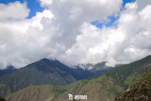 开辆超跑去*藏西**！最后看看几百万的奥迪R8破成啥样了？