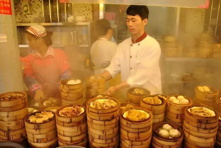 海口月薪1万什么水平,在海口月薪多少才正常