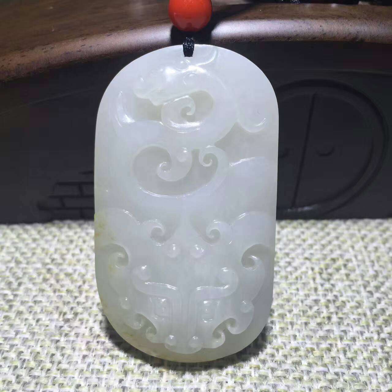 玉越戴越干是什么原因,玉越盘越润吗