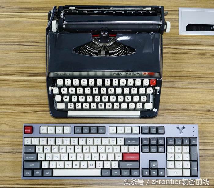 复古打字机键盘和现在的区别,手感最好的打字机键盘