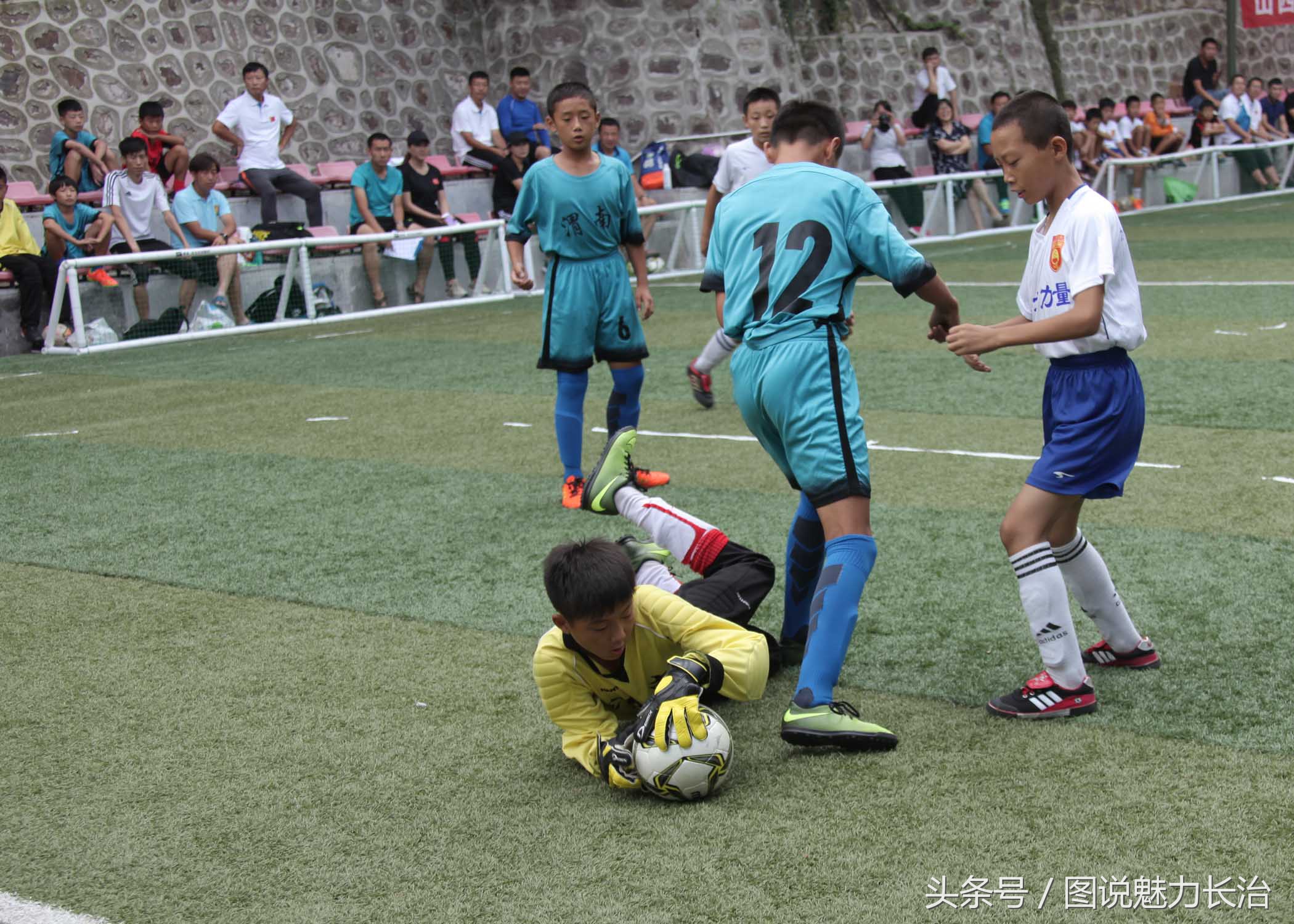 长治赛区足球赛,巩留县青少年足球比赛