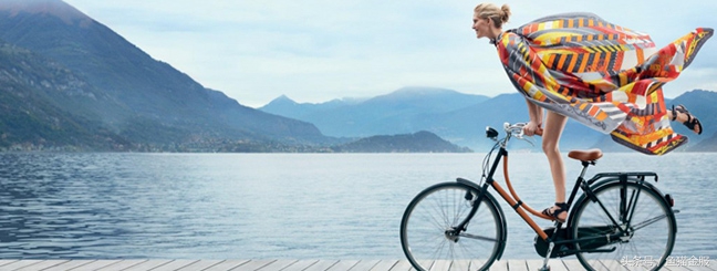 等老娘再攒几年钱，迟早要买一屋子的爱马仕！