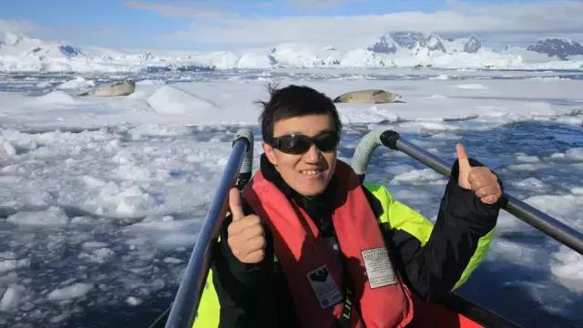 阿里巴巴员工连去十趟南极景色壮美企鹅在腿上睡着