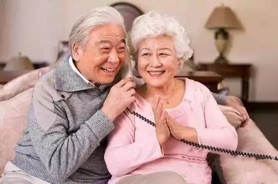 父母在不远游要去外地发展吗,父母在不远游正确吗