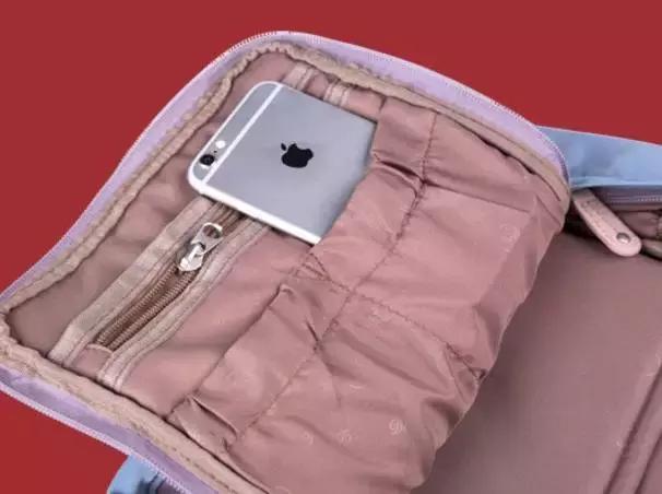 背了这个“甜甜圈”包包，我彻底放弃了北极狐