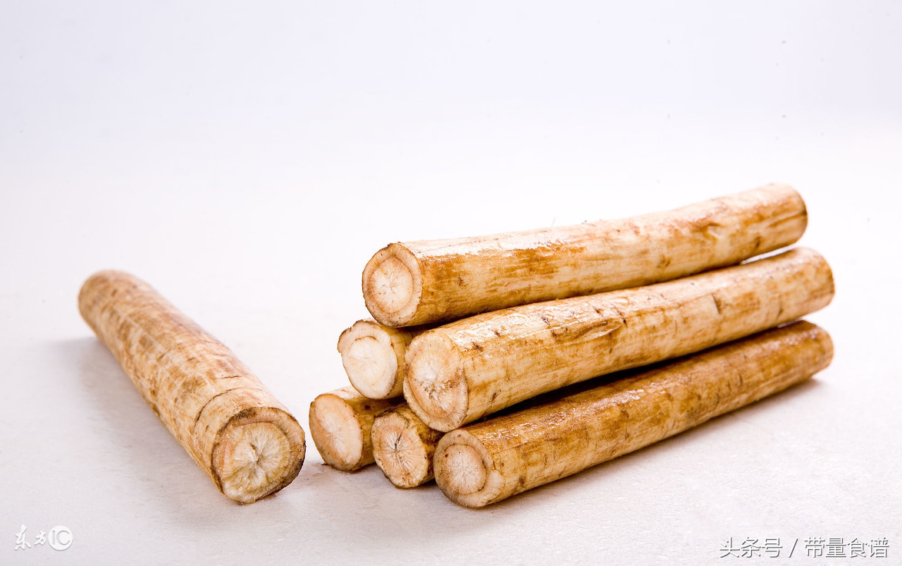 胃里胀气顶胸口难受,胃打嗝胀气吃什么药