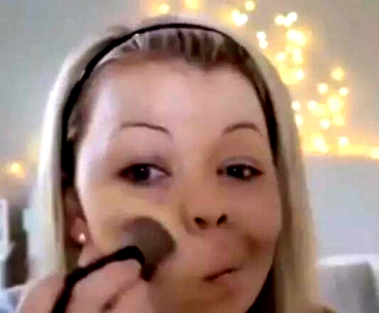 鑴镐笂鏈夎儙璁扮殑濂冲鍖栧褰╃粯,缁欎竴涓弧鑴歌儙璁扮殑濂冲鍖栧