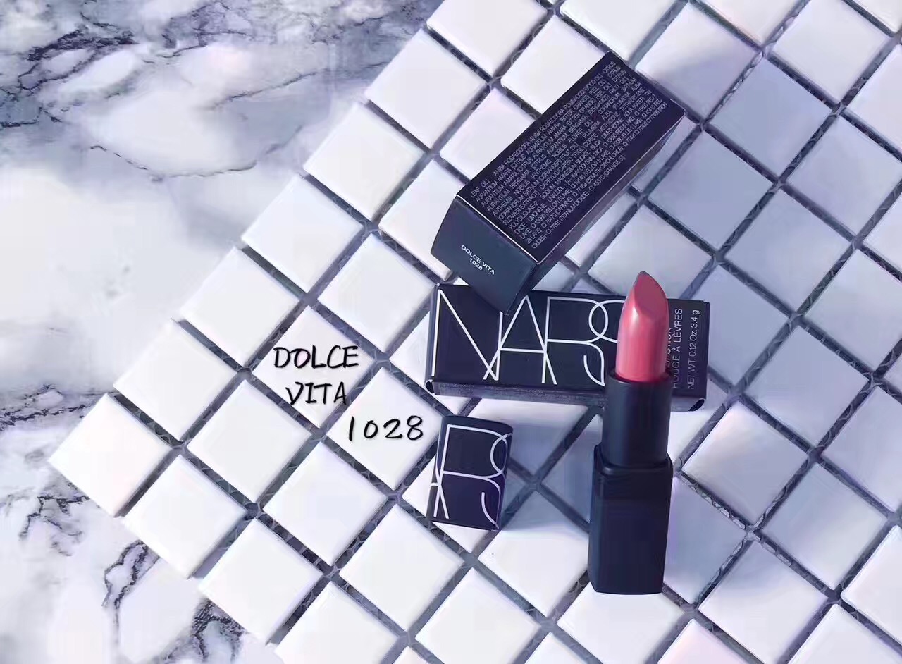 推荐几个黄皮肤适合的口红,适合黄皮肤的大牌口红推荐